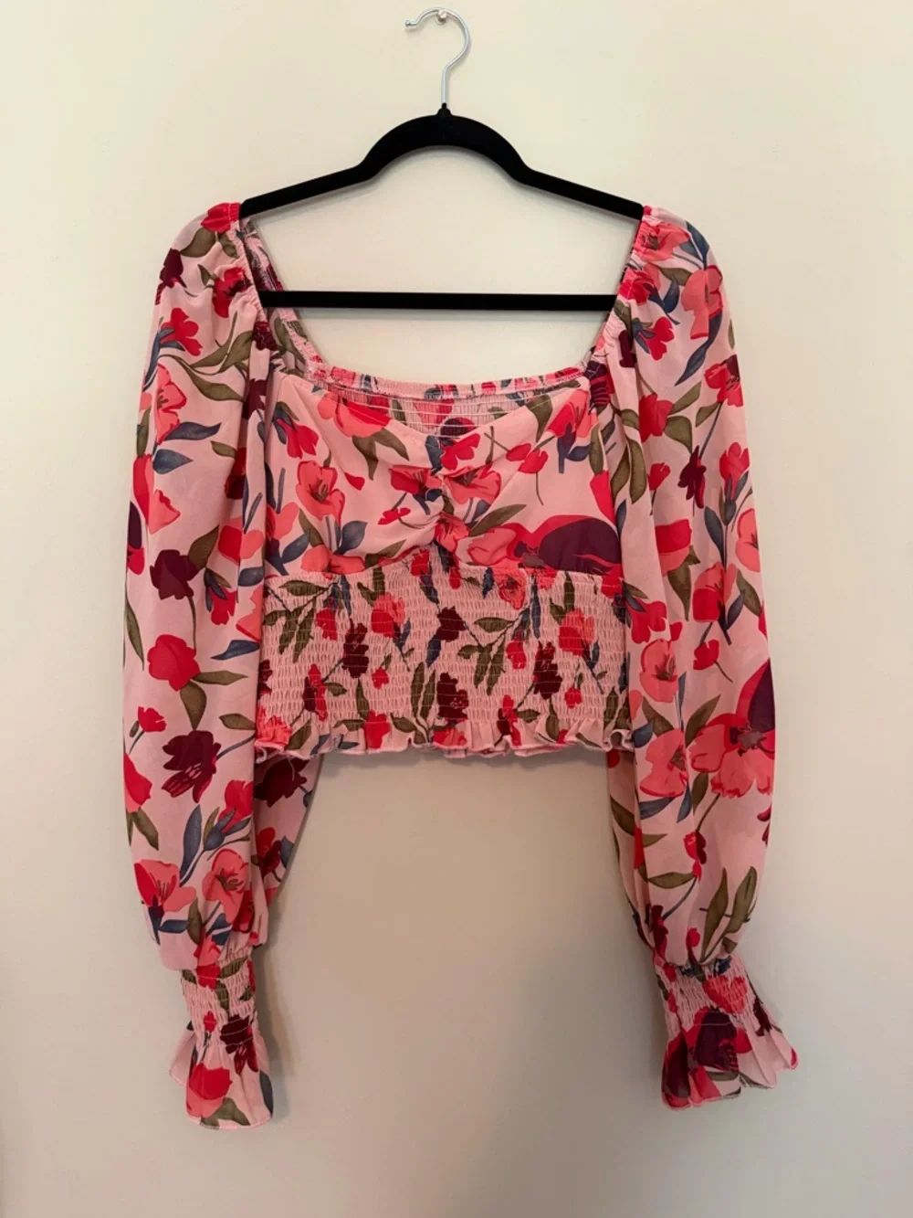 SHEIN Pink Floral Smocked Long Sleeve Crop Top - Picture 1 of 3